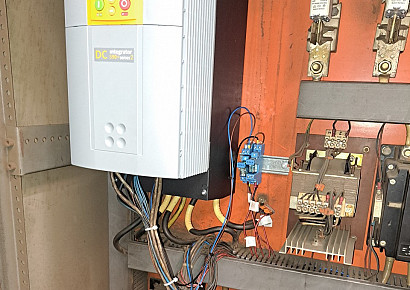 Zamenjava DC regulatorja Simoreg 6RA2675 z DC pogonom Parker 590P