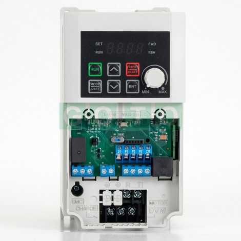 LSLV0004M100-1EOFNS Frekvenčni pretvornik M100 400W - 230V