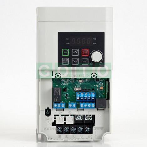 LSLV0022M100-1EOFNS Frekvenčni pretvornik M100 2,2W - 230V